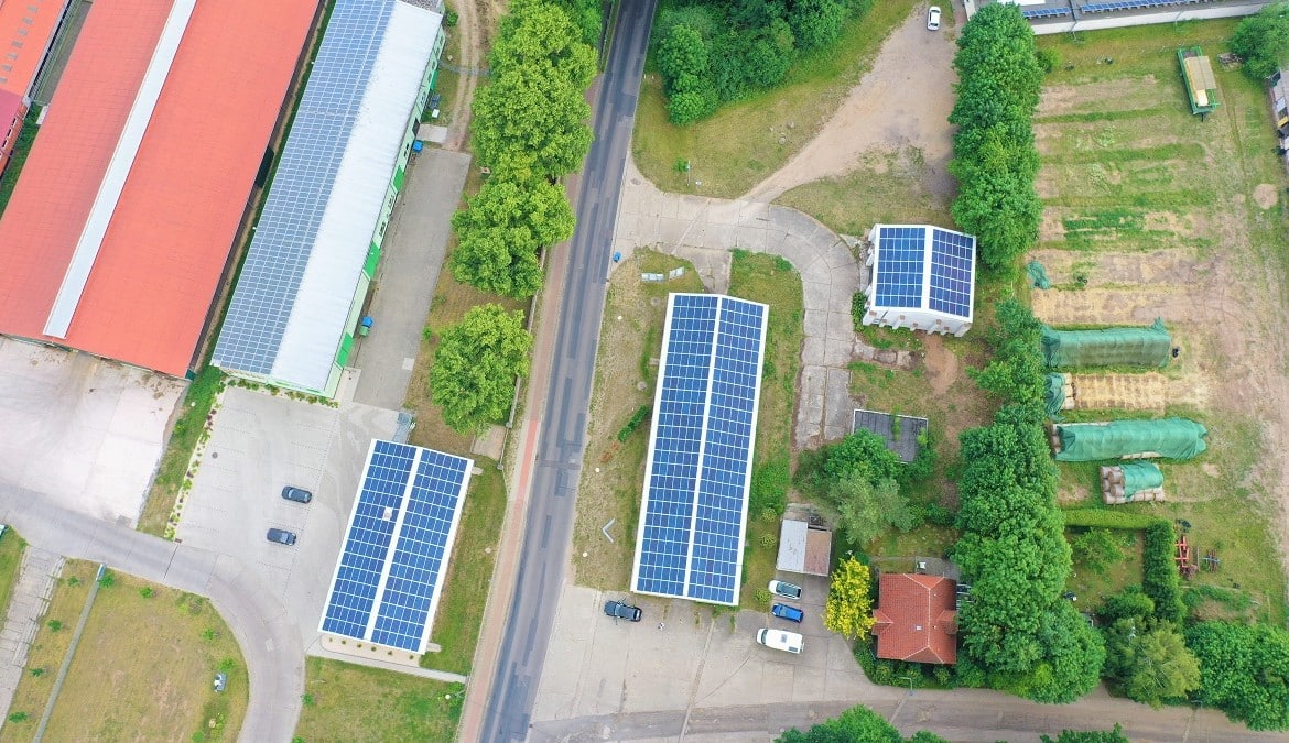 Photovoltaik Anlage kaufen in Plate