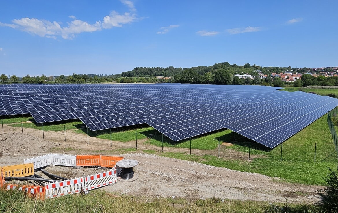 Solarpark Feuchtwangen - Photovoltaik Anlage Bayern - 4 MW Das Solar Direkt Investment