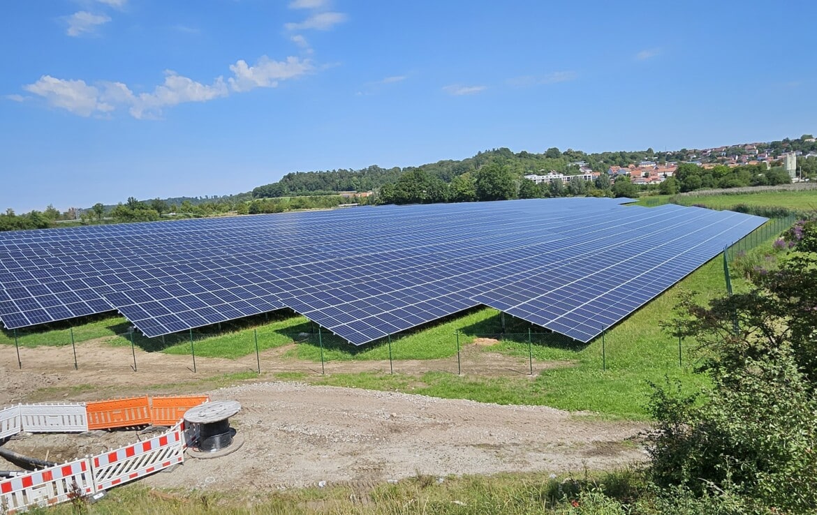 Solarpark Feuchtwangen - Photovoltaik Anlage Bayern - 4 MW Das Solar Direkt Investment